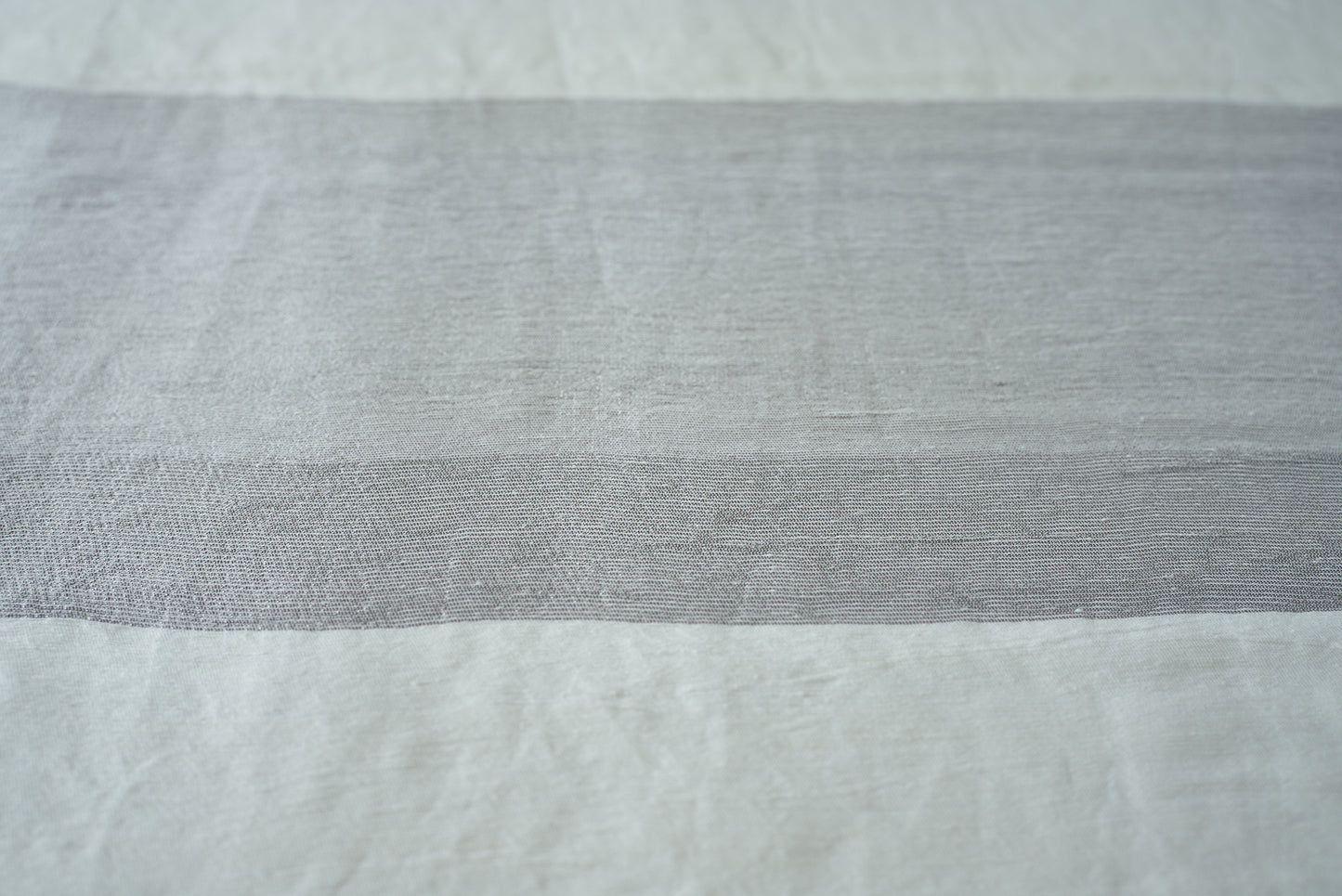 白リネンxシルバー