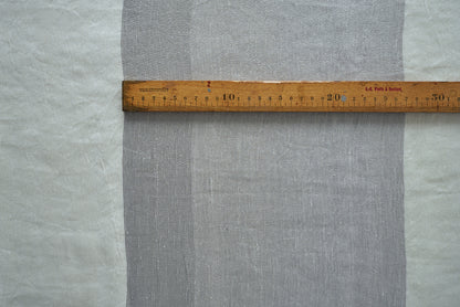 白リネンxシルバー